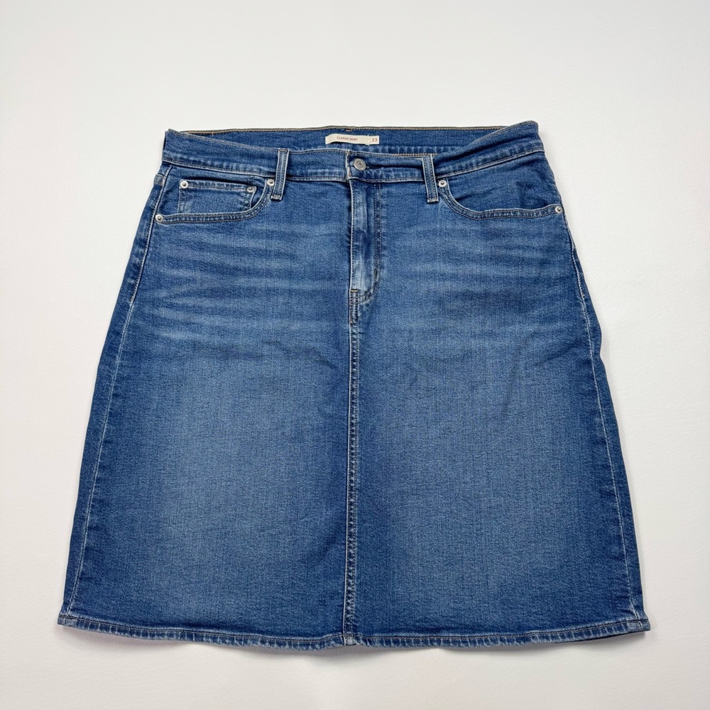 Women’s Levi’s Strauss & Co. Classic Denim Jean Skirt Size 33